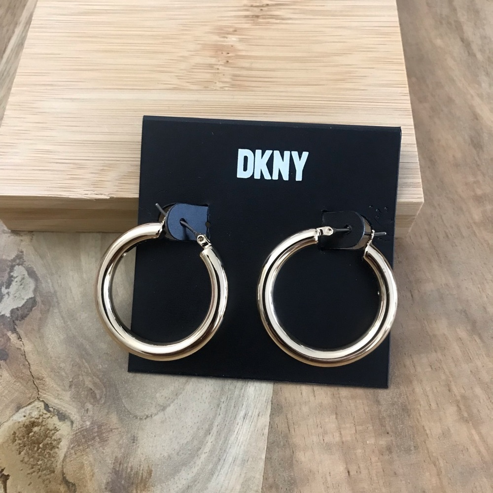 EARRINGS - Picture 3 of 3